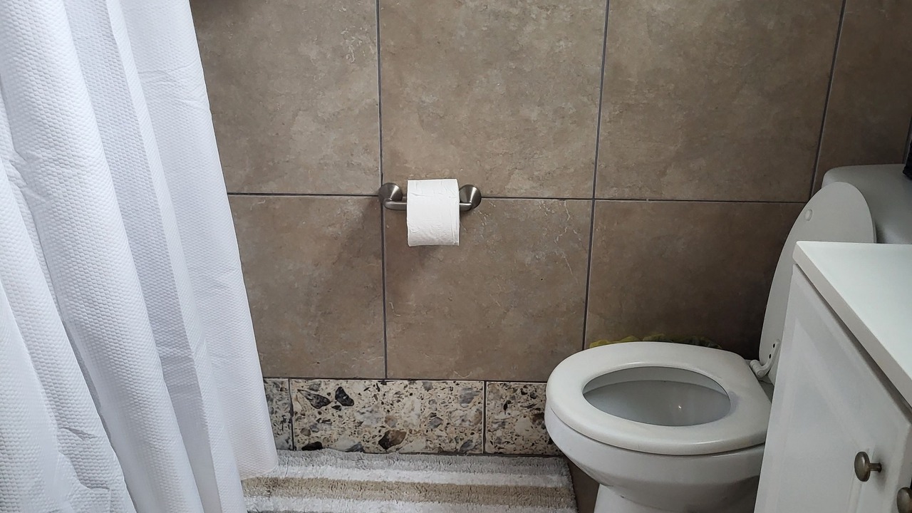 Photo of Bathroom in Estate Kings Quarter