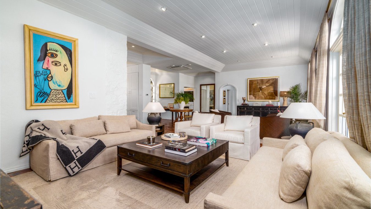 Photo of Livingroom in Bellevue