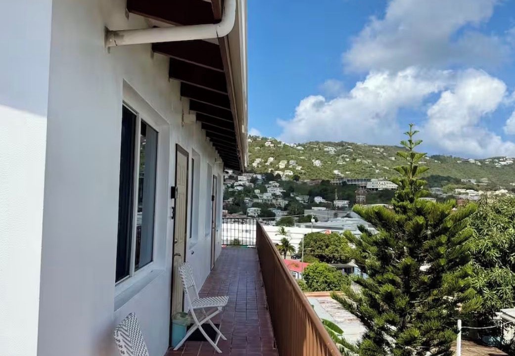 Photo of Patio Balcony in Estate Demarara