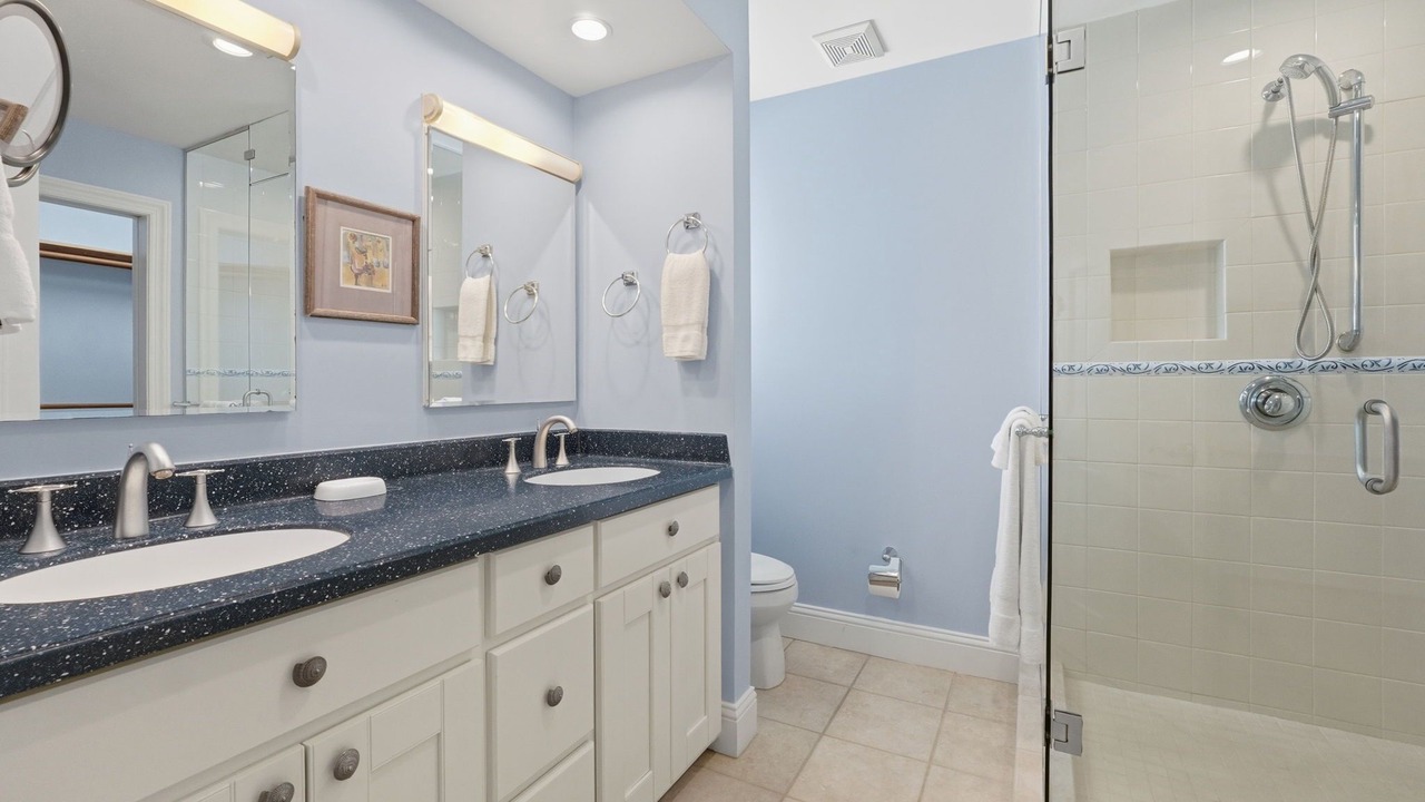 Photo of Bathroom in Cotton Valley