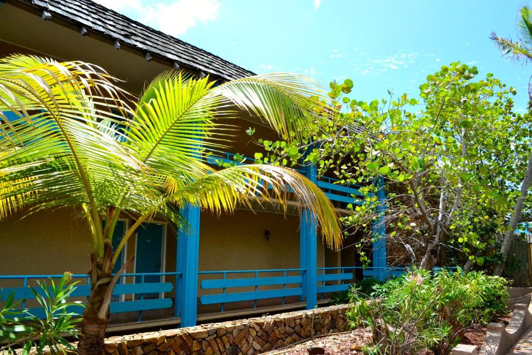 Photo of Others in Charlotte Amalie West
