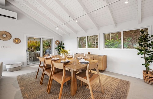 Peterborg House | Ocean View 5BR · Near Magens with Generator & Pool