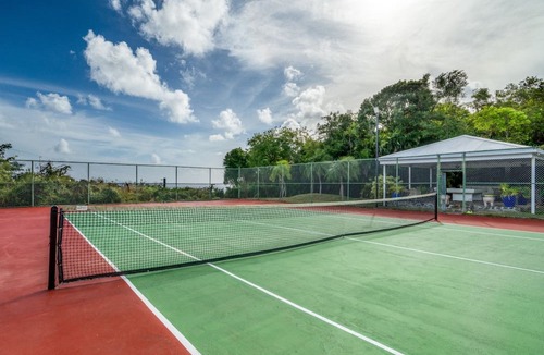 Bellevue Villa | Bellevue Estate- 6BR New remodel w/Restoration Hardware & Tennis