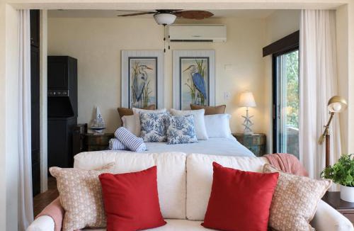 Frydendal House | Penthouse luxury with ocean views Resort pools