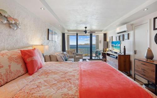 Red Hook Apartment | Sapphire Beach Escape - Walk to Beach - HGTV