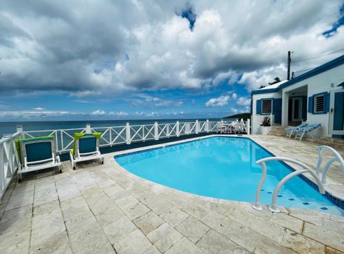 North Star Villa Oceanfront Family-Retreat With Pool in Frederiksted